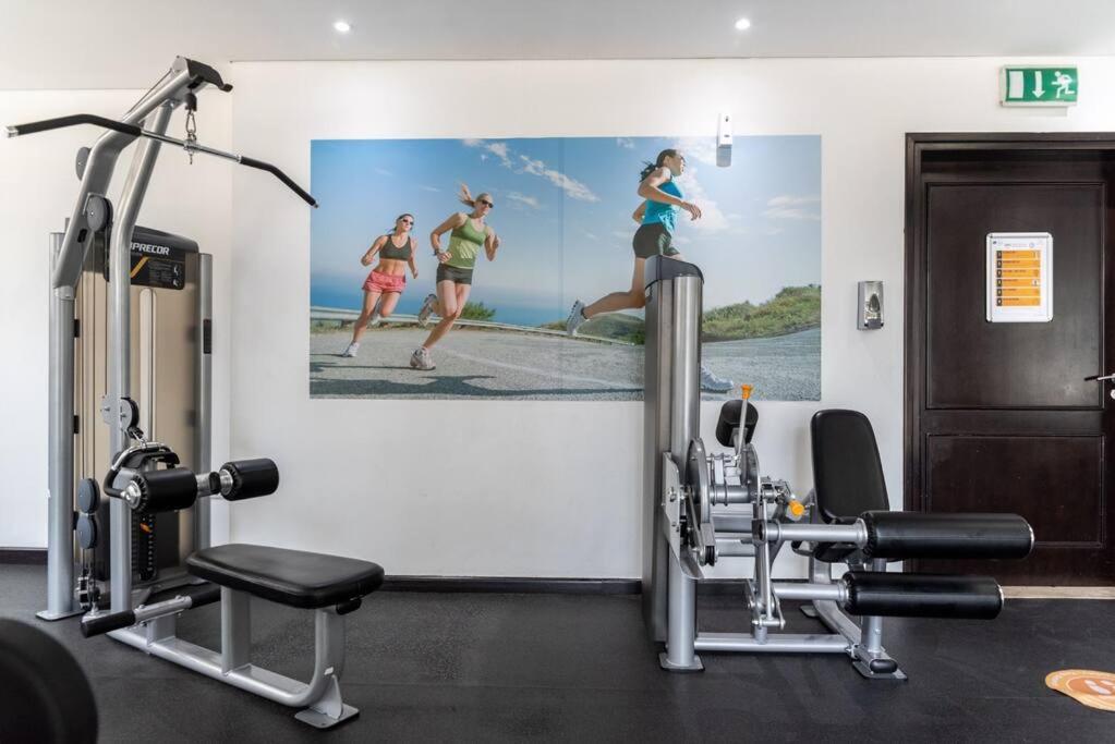 Cozy 1br Near Jbr With Sea View Pool Gym And Free Parking *