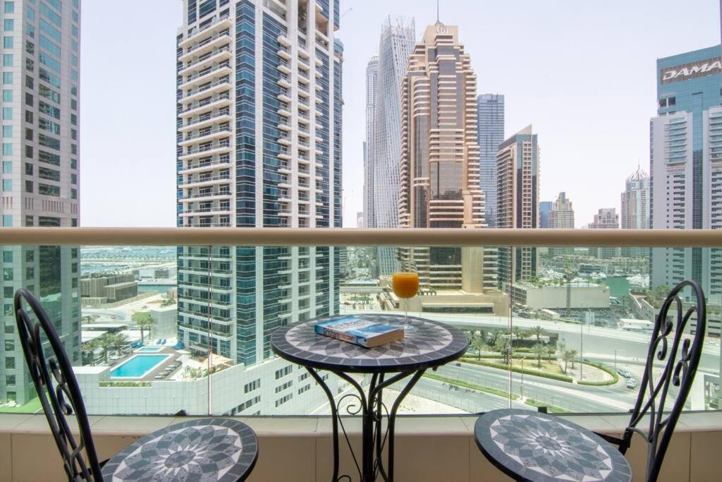 Cozy 1br Near Jbr With Sea View Pool Gym And Free Parking Apartment *